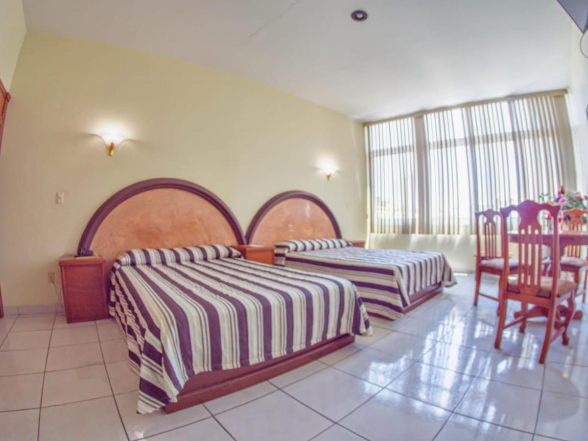 Hotel Plaza Sahuayo Extérieur photo