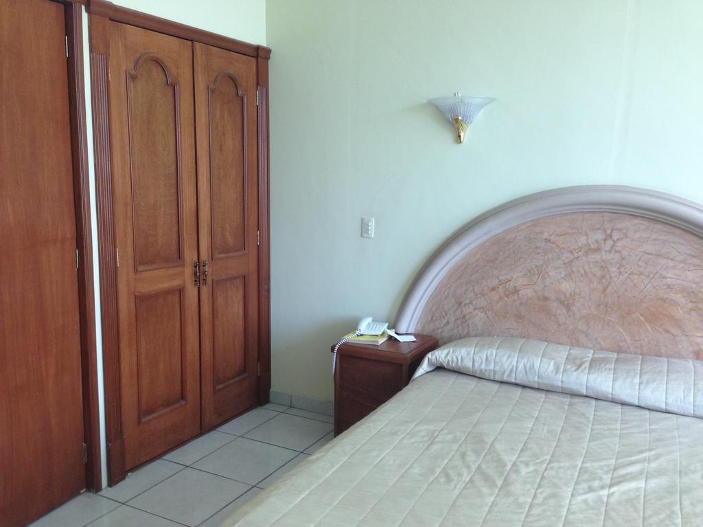 Hotel Plaza Sahuayo Extérieur photo