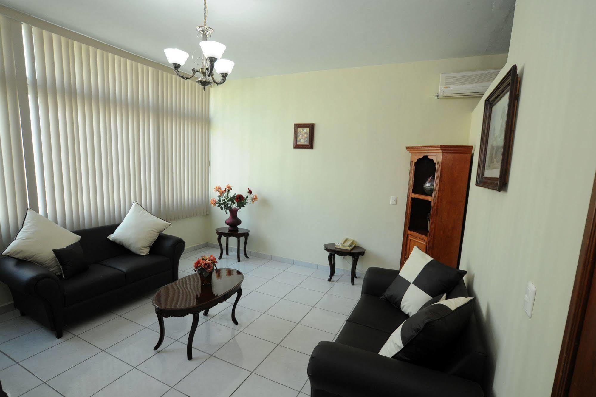 Hotel Plaza Sahuayo Extérieur photo
