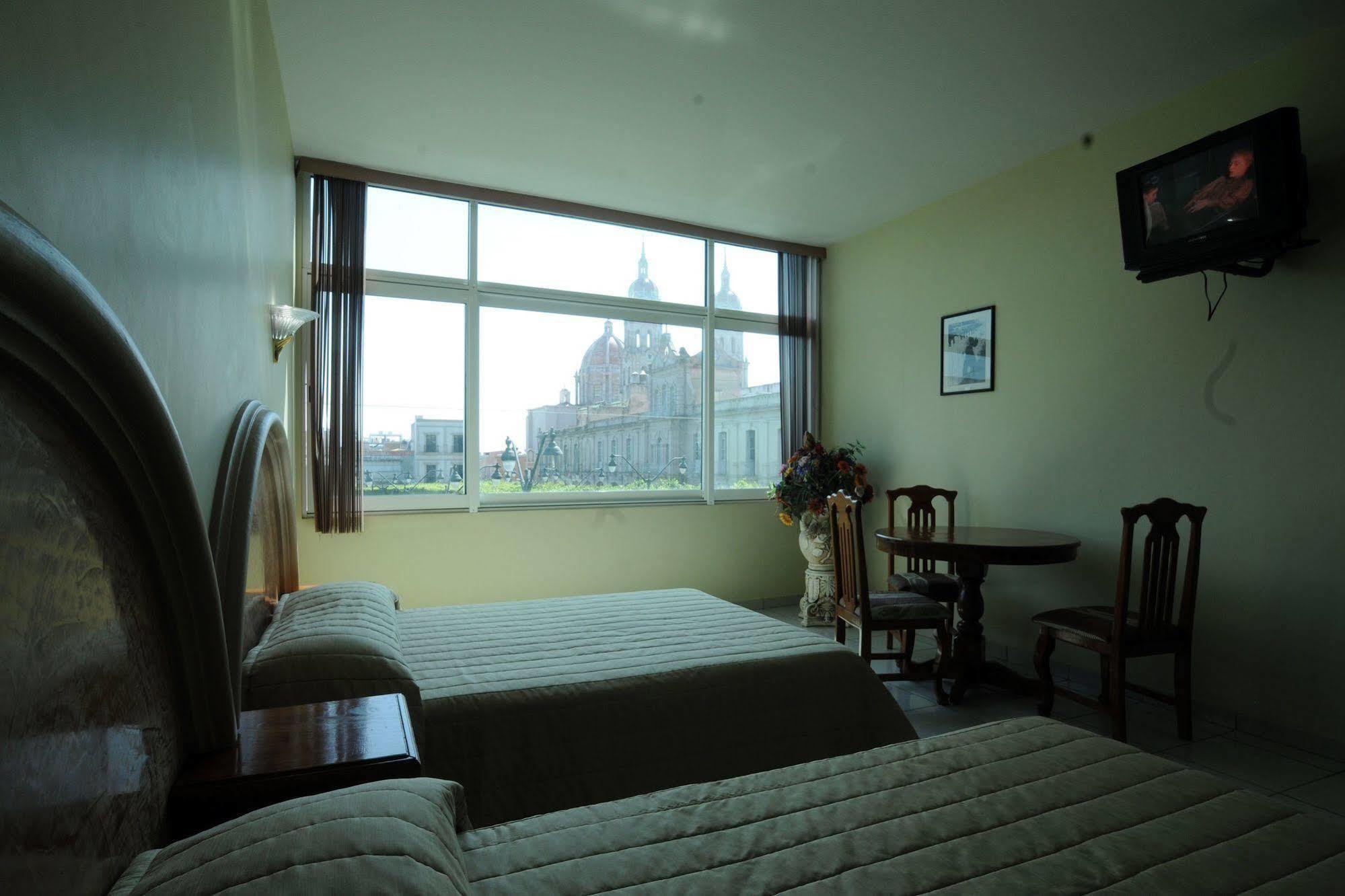 Hotel Plaza Sahuayo Extérieur photo